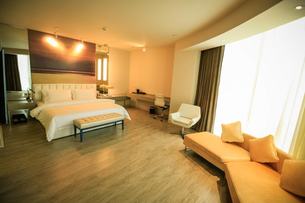 Metropolo Jin Jiang Hotels Turpan Administrative The Heart Of Pai 외부 사진