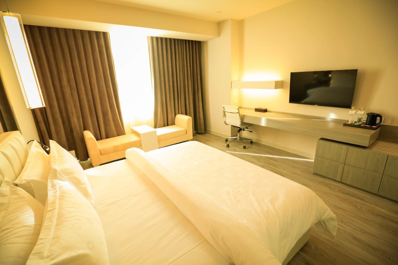 Metropolo Jin Jiang Hotels Turpan Administrative The Heart Of Pai 외부 사진